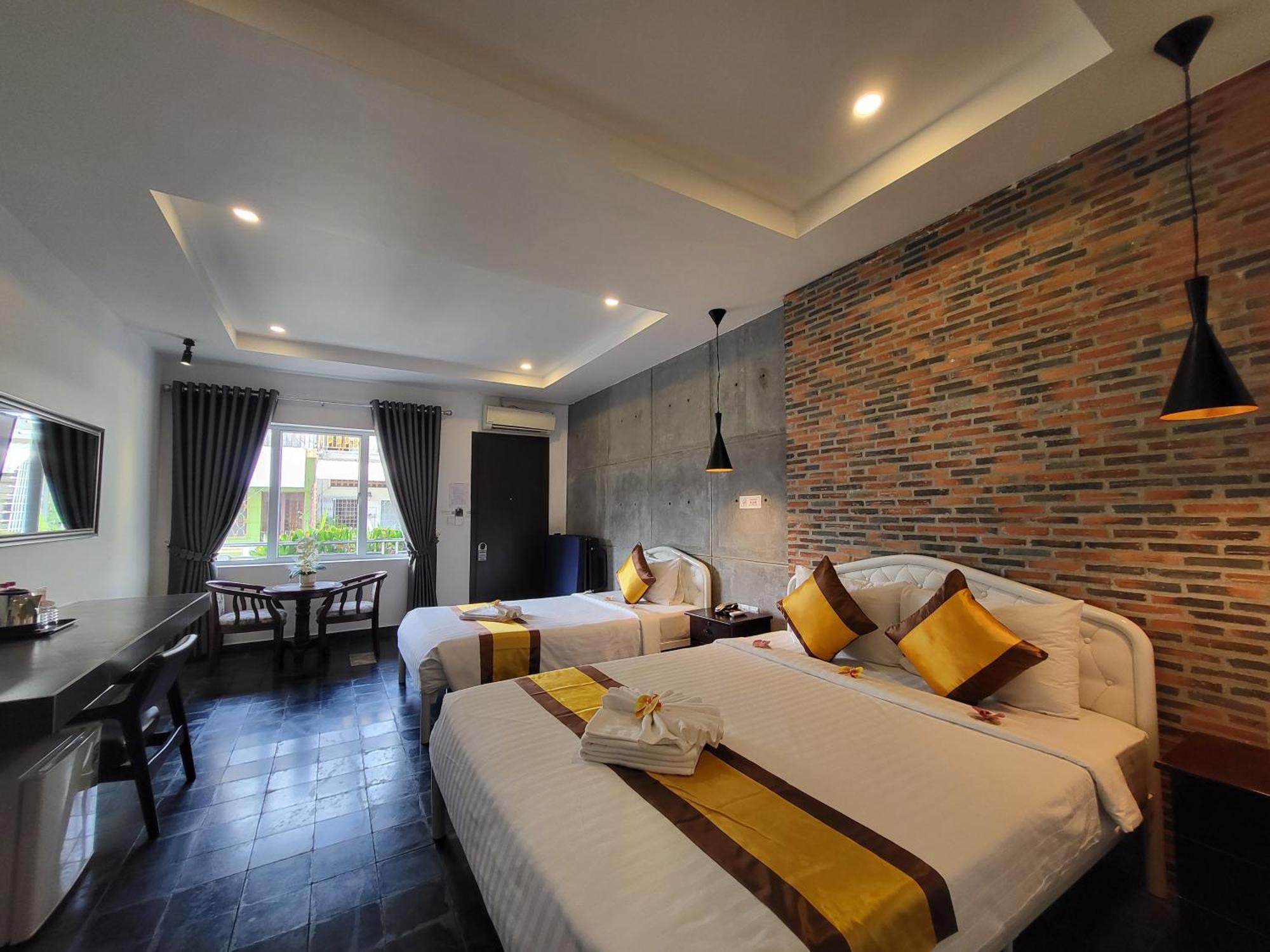 Sun Chakra Boutique Hotel Phnom Penh Bagian luar foto
