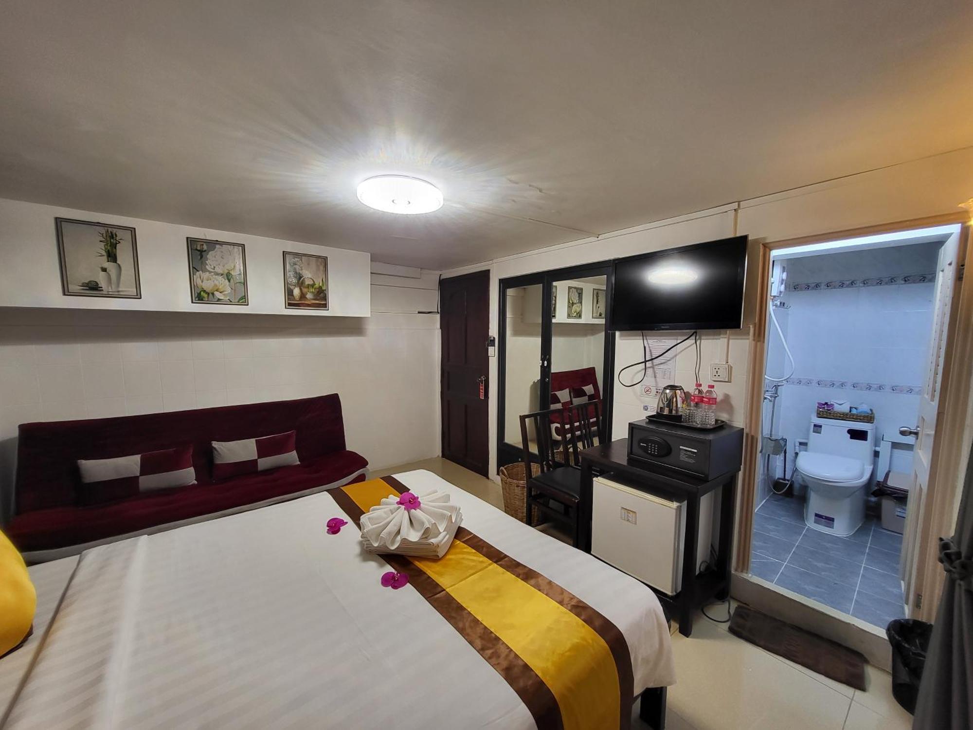 Sun Chakra Boutique Hotel Phnom Penh Bagian luar foto
