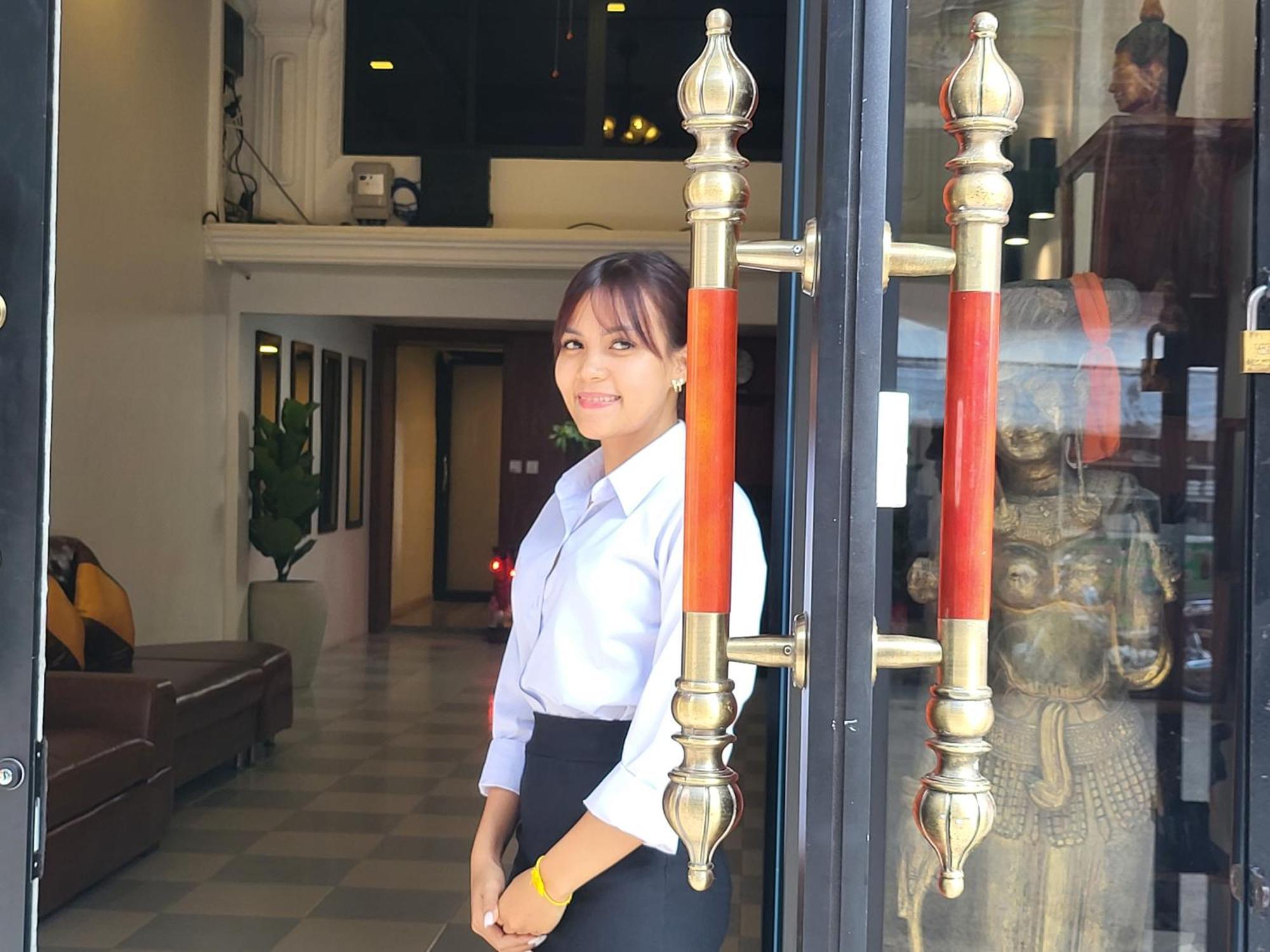 Sun Chakra Boutique Hotel Phnom Penh Bagian luar foto